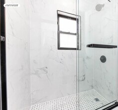 266 Stagg St in Brooklyn, NY - Building Photo - Building Photo