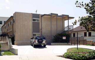 Sherman Oaks Moorpark Apartments