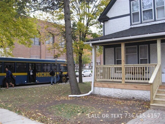936 Mary St in Ann Arbor, MI - Building Photo - Building Photo