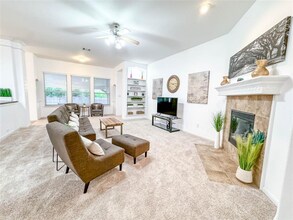 715 S Frontier Ln in Cedar Park, TX - Building Photo - Building Photo