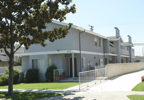 415 N Stoneman Ave Apartments