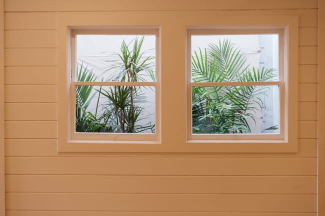 4920 Telegraph Ave in Oakland, CA - Foto de edificio - Building Photo