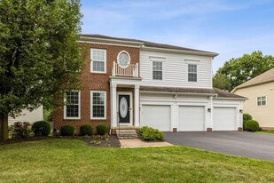 8309 Marwithe Pl in New Albany, OH - Building Photo