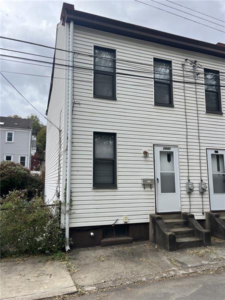property at 2840 Harcum Wy