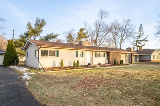 18248 Farmington Rd in Livonia, MI - Building Photo - Building Photo