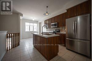 1354 Granrock Crescent in Mississauga, ON - Building Photo - Building Photo