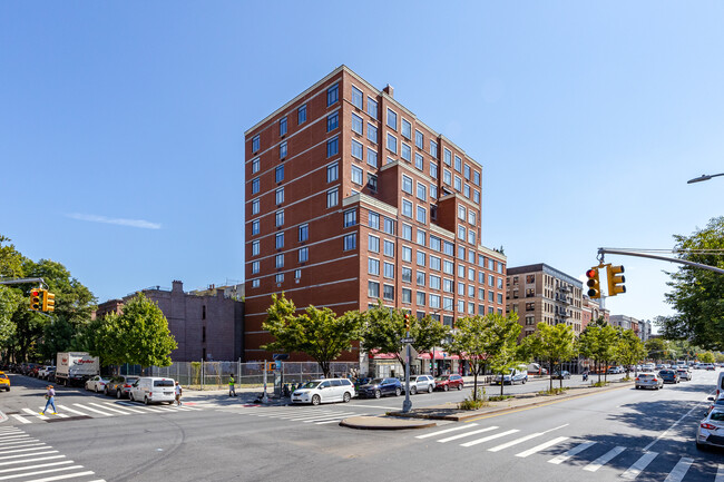 The Lenox Condominium in New York, NY - Foto de edificio - Building Photo