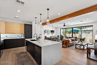 220 W Monterosa St in Phoenix, AZ - Building Photo - Building Photo