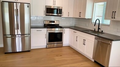 5506 Bevis Ave in Los Angeles, CA - Building Photo - Building Photo