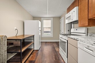 334 1st St, Unit 2nd Floor in Pittsfield, MA - Building Photo - Building Photo