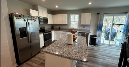 348 Sunny Vw Dr in Lebanon, TN - Building Photo - Building Photo