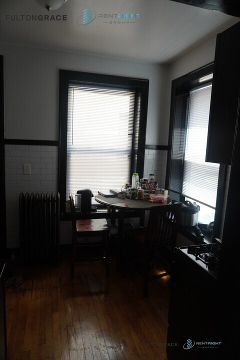 1248 W Devon Ave in Chicago, IL - Building Photo