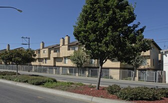 2830 21st St in San Pablo, CA - Building Photo