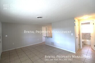 601 Osceola Rd-Unit -1 in Nokomis, FL - Building Photo - Building Photo