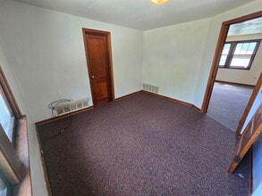 2833 Chambers St in Sioux City, IA - Building Photo - Building Photo