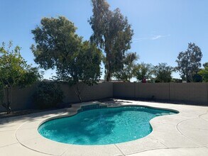 33105 N Sonoran Trail in Queen Creek, AZ - Foto de edificio - Building Photo