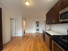 21-81-81 38th St in Queens, NY - Building Photo
