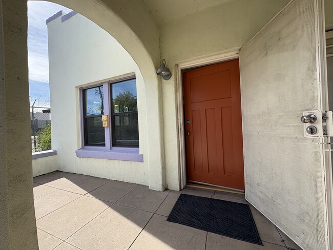 15 W 5th St, Unit 15 W 5th in Tucson, AZ - Foto de edificio - Building Photo