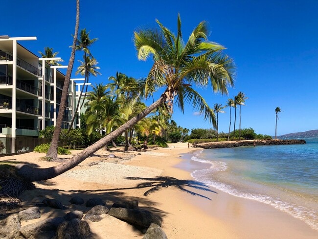 4999 Kahala Ave, Unit 207 in Honolulu, HI - Foto de edificio - Building Photo