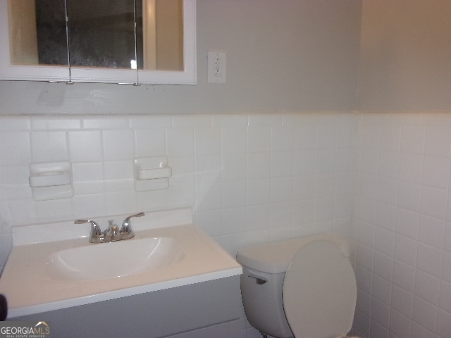 5895 Jonesboro Rd in Morrow, GA - Building Photo - Building Photo