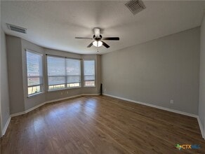 248 Oak Creek Way in New Braunfels, TX - Building Photo - Building Photo