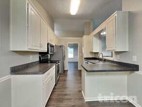 5731 Newnan Cir in Austell, GA - Building Photo - Building Photo