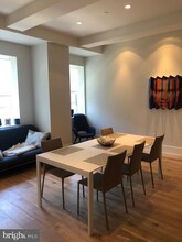 1805 Walnut St in Philadelphia, PA - Building Photo - Building Photo