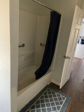 43 Bradway Ave in Ewing, NJ - Building Photo - Building Photo