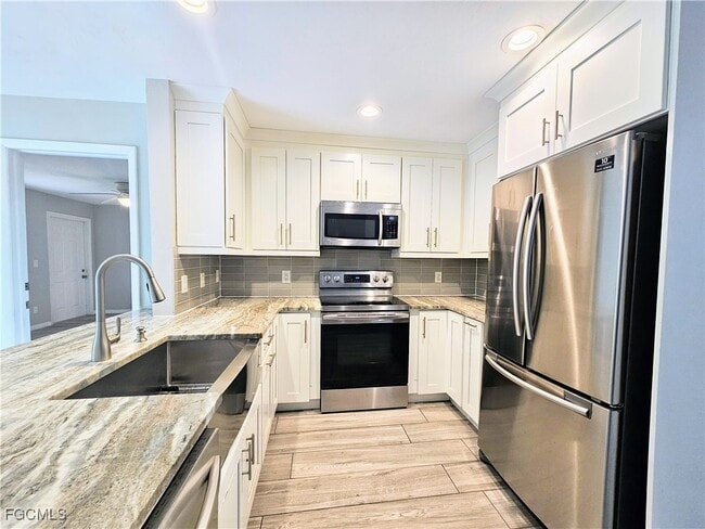 property at 523 SE 24th Ave