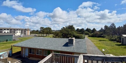 601 Ocean Shores Blvd NW in Ocean Shores, WA - Building Photo - Building Photo