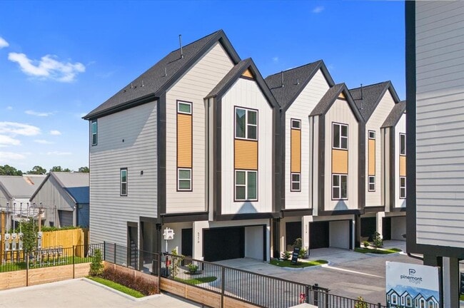 property at 5204 Pine Tree Dr