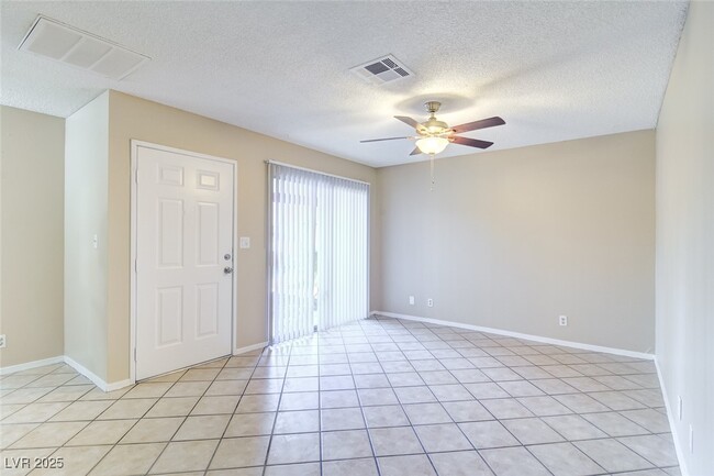 409 N Lamb Blvd in Las Vegas, NV - Building Photo - Building Photo