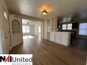 1729 Old Hwy 141 in Sergeant Bluff, IA - Building Photo - Building Photo