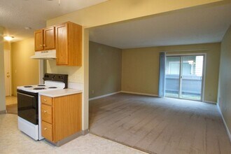 3705 SE 35th Pl in Portland, OR - Building Photo - Building Photo