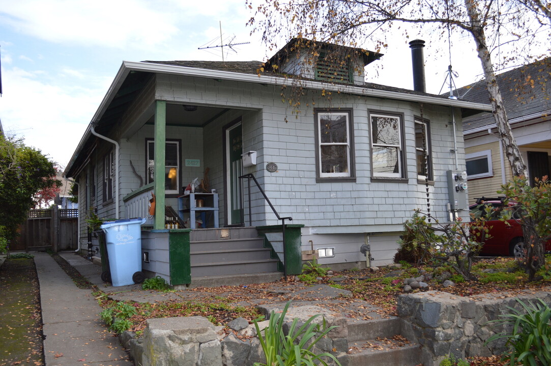 2427-2429 Spaulding Ave in Berkeley, CA - Building Photo