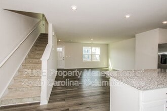 352 Saskatoon Dr in Hopkins, SC - Building Photo - Building Photo