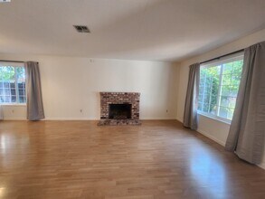 1733 Carnation Cir in Livermore, CA - Building Photo - Building Photo