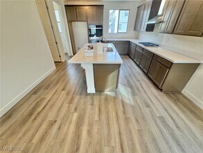 1548 Little Penguin St in Las Vegas, NV - Building Photo - Building Photo