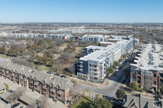 Trinity Highline in Fort Worth, TX - Building Photo - Building Photo