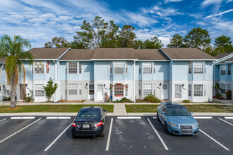 Chalmer Commons in Spring Hill, FL - Building Photo - Building Photo