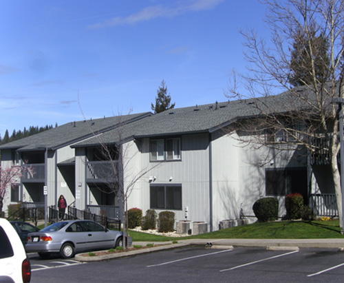 Nevada Woods Apartments in Grass Valley, CA - Building Photo