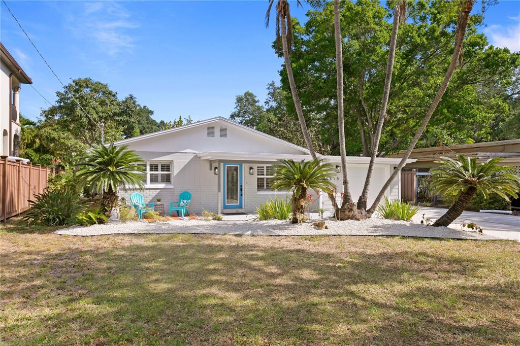 4815 W San Rafael St in Tampa, FL - Building Photo