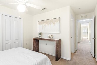 9420 Ivy Brook Run in Ft. Myers, FL - Building Photo - Building Photo
