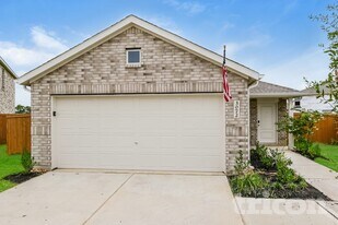 3072 Dawn Sound Dr in Park Row, TX - Building Photo