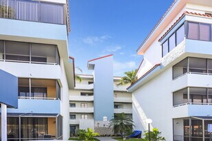 8205 SW 152nd Ave in Miami, FL - Building Photo