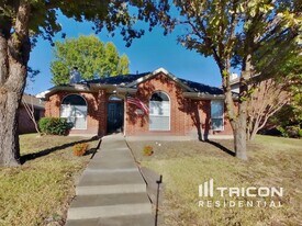 2616 Spring Rain Dr in Mesquite, TX - Building Photo