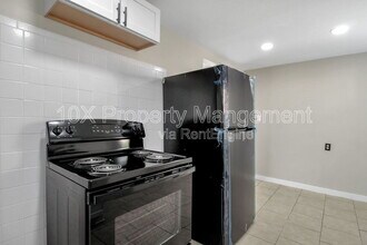 1047 S James Rd in Columbus, OH - Building Photo - Building Photo