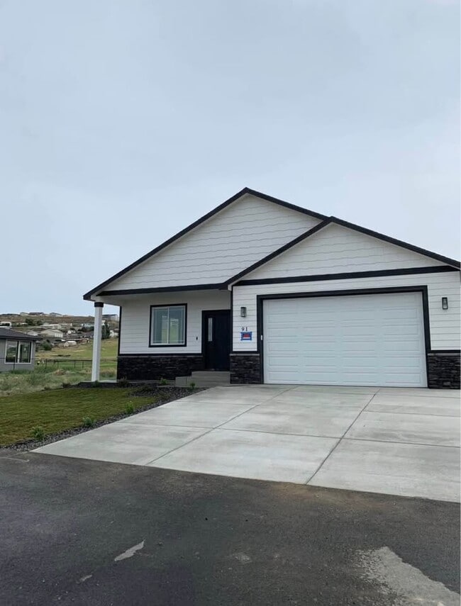 6549 WA-262 in Othello, WA - Building Photo - Building Photo