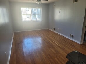 3-26 Beach 37th St in Queens, NY - Building Photo - Building Photo