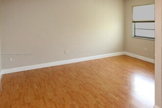 427 Santander Ave in Coral Gables, FL - Building Photo - Building Photo